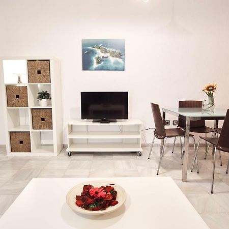 Pureza Oasis Suite Sevilla Bagian luar foto