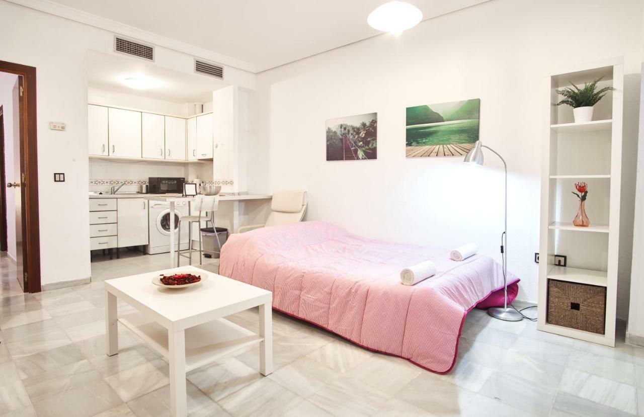 Pureza Oasis Suite Sevilla Bagian luar foto