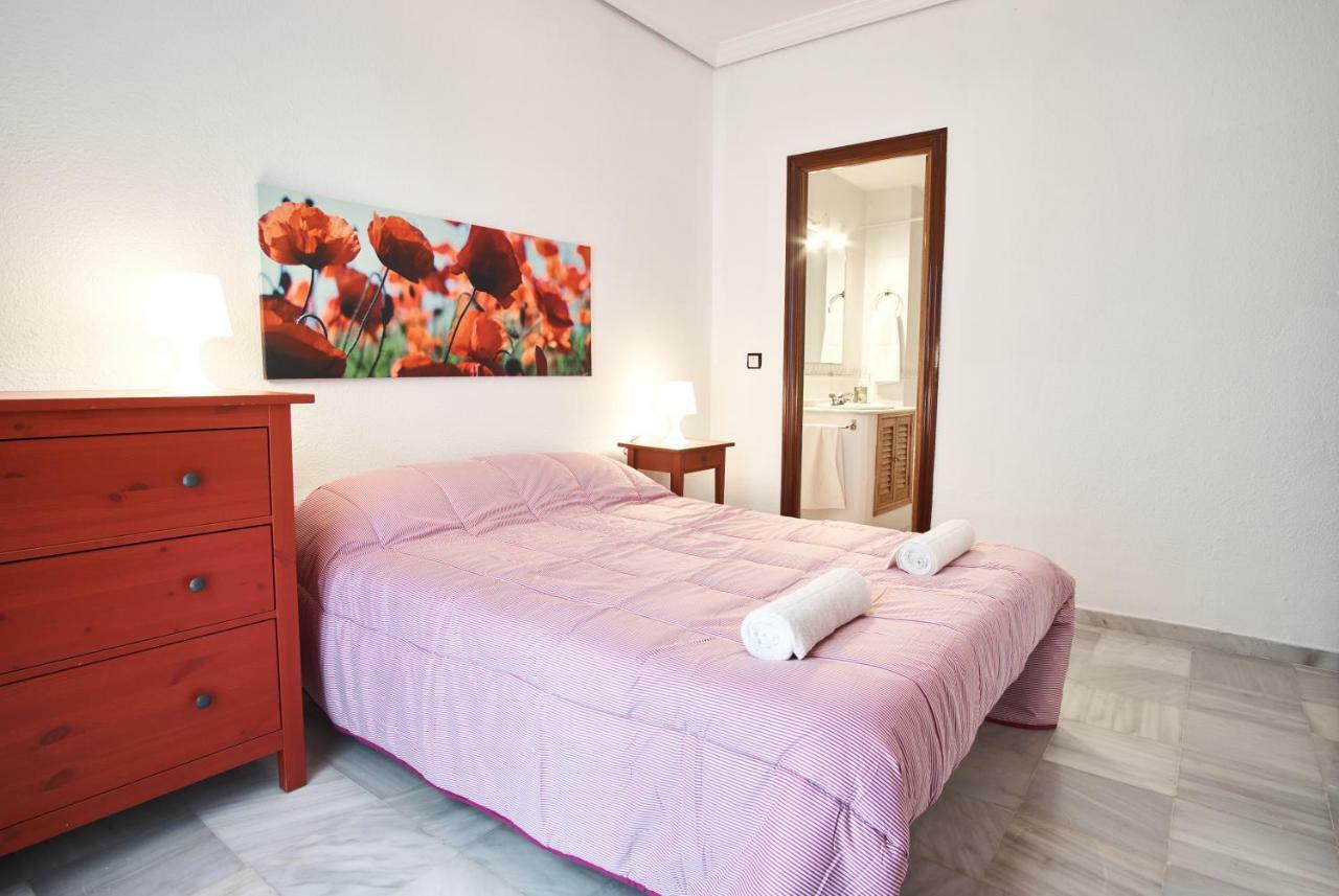 Pureza Oasis Suite Sevilla Bagian luar foto